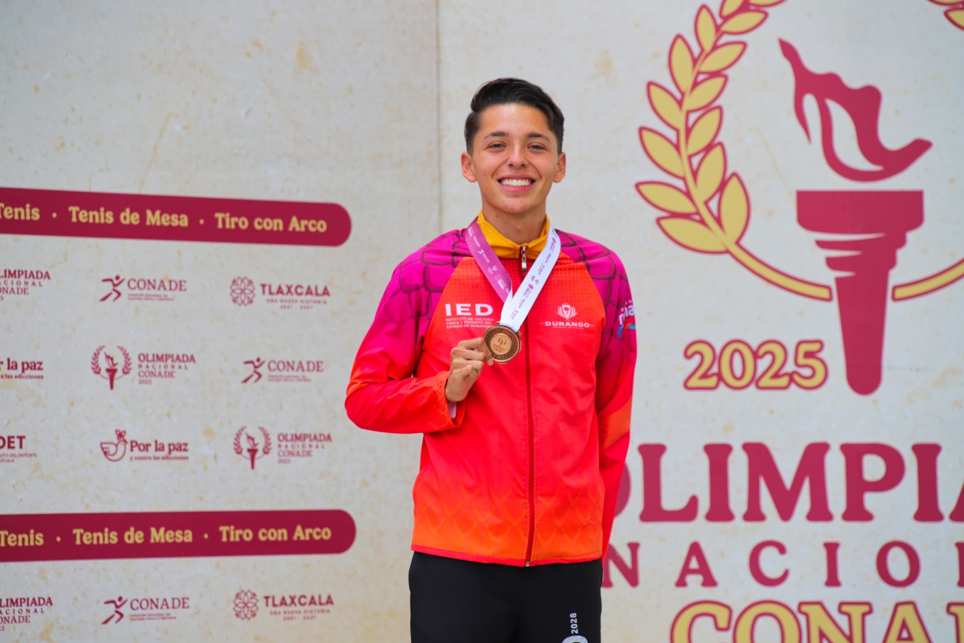 El representante del Estado de Durango, viajó hasta Tlaxcala para cumplir con una gran carrera. (Especial)
