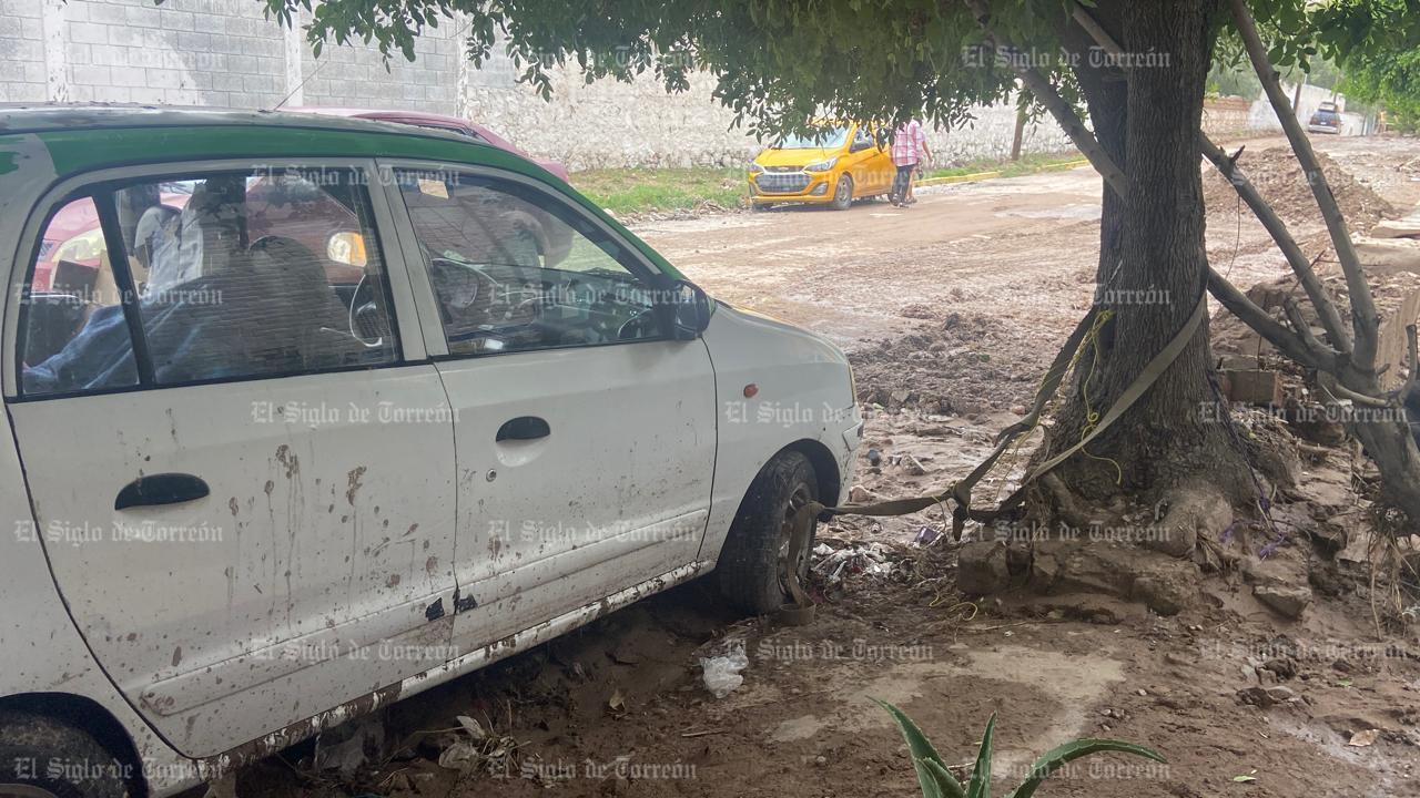 “La lluvia no perdonó”: vecinos afectados por las lluvias al poniente de Torreón