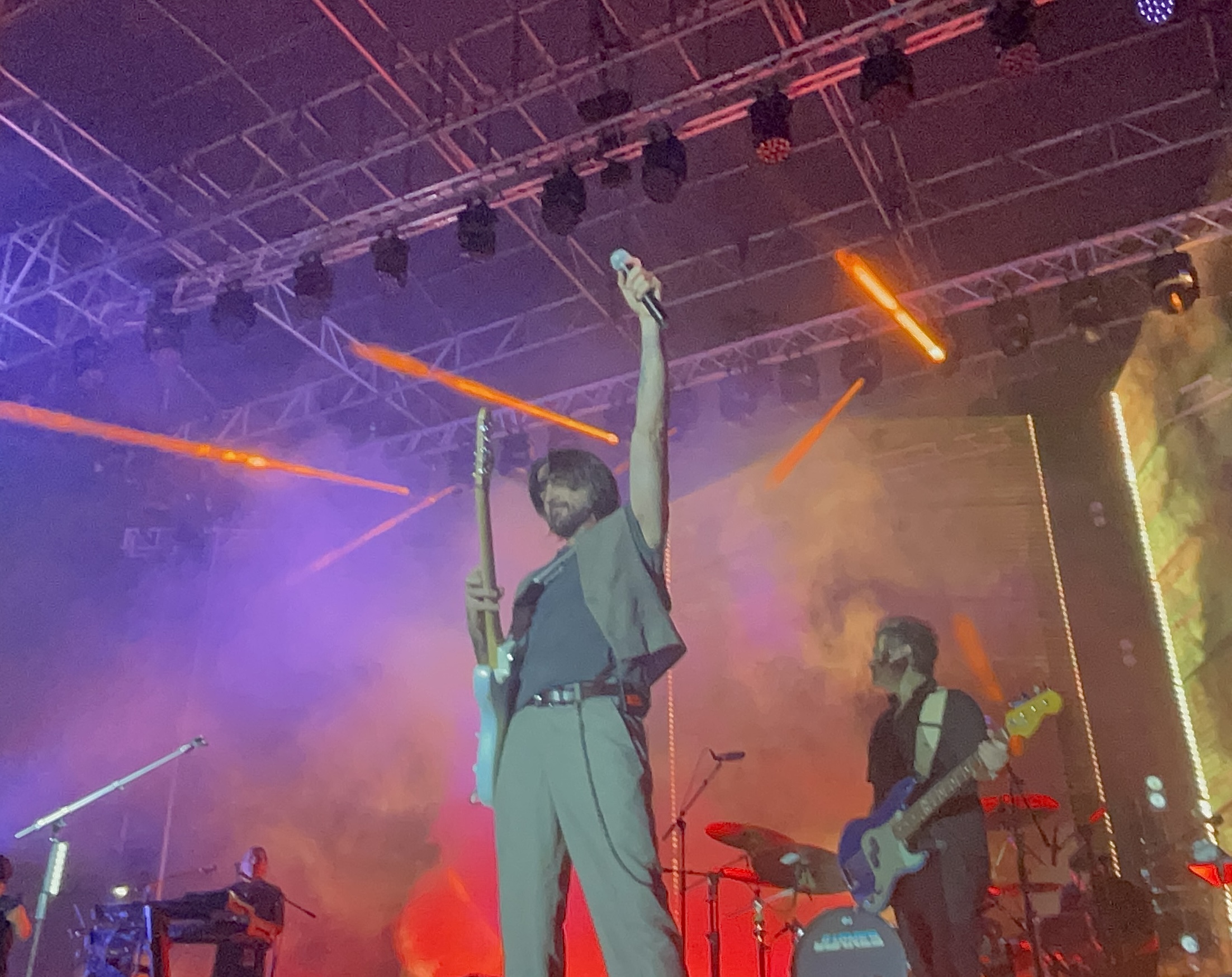 Juanes 'enamora' a Saltillenses con espectacular concierto