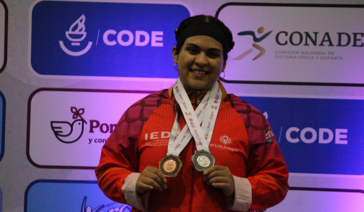 Logra halterista Rosa Alyn Rivas tres medallas para Durango