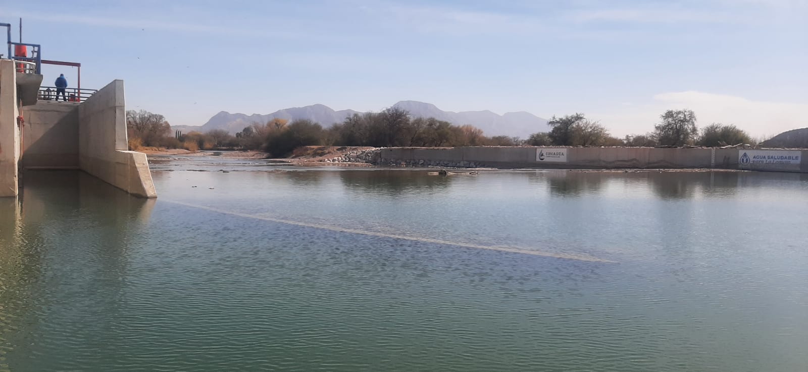 Vuelven a interrumpir dotación de Agua Saludable en Torreón