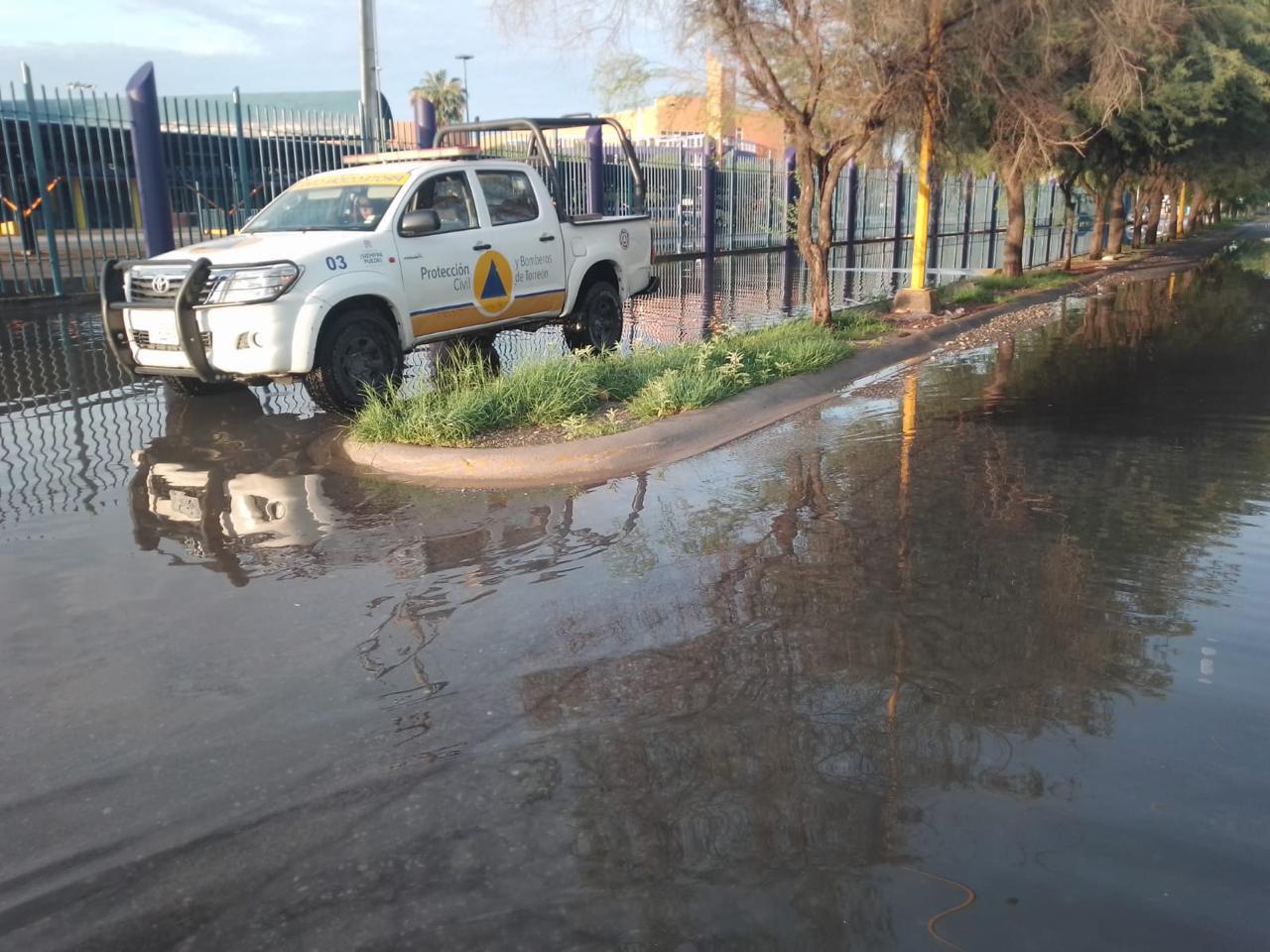 Tras la lluvia, Torreón activa red de respuesta ciudadana