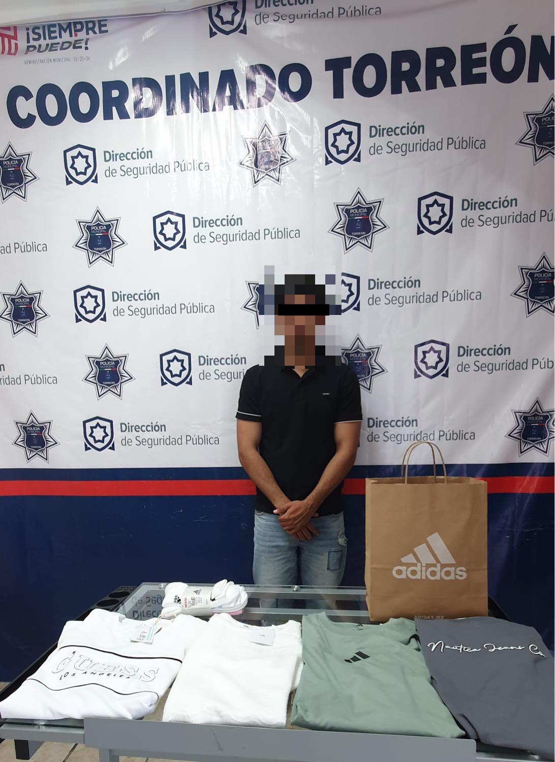 Detenido por presunto robo en tienda de ropa