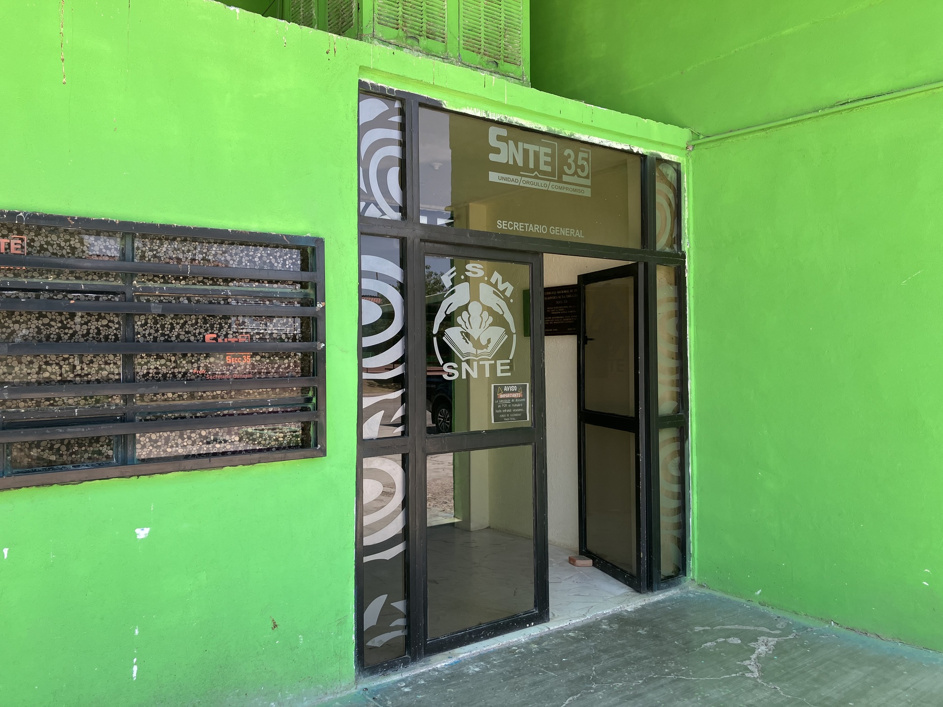 Informan fechas para pago retroactivo de maestros
