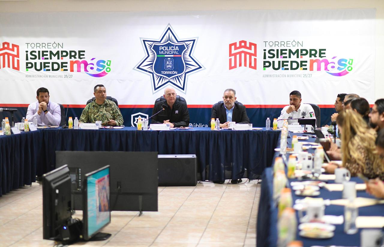 El alcalde indicó que debido a las vacaciones, se reforzarán los recorridos de vigilancia en escuelas. (EL SIGLO DE TORREÓN)