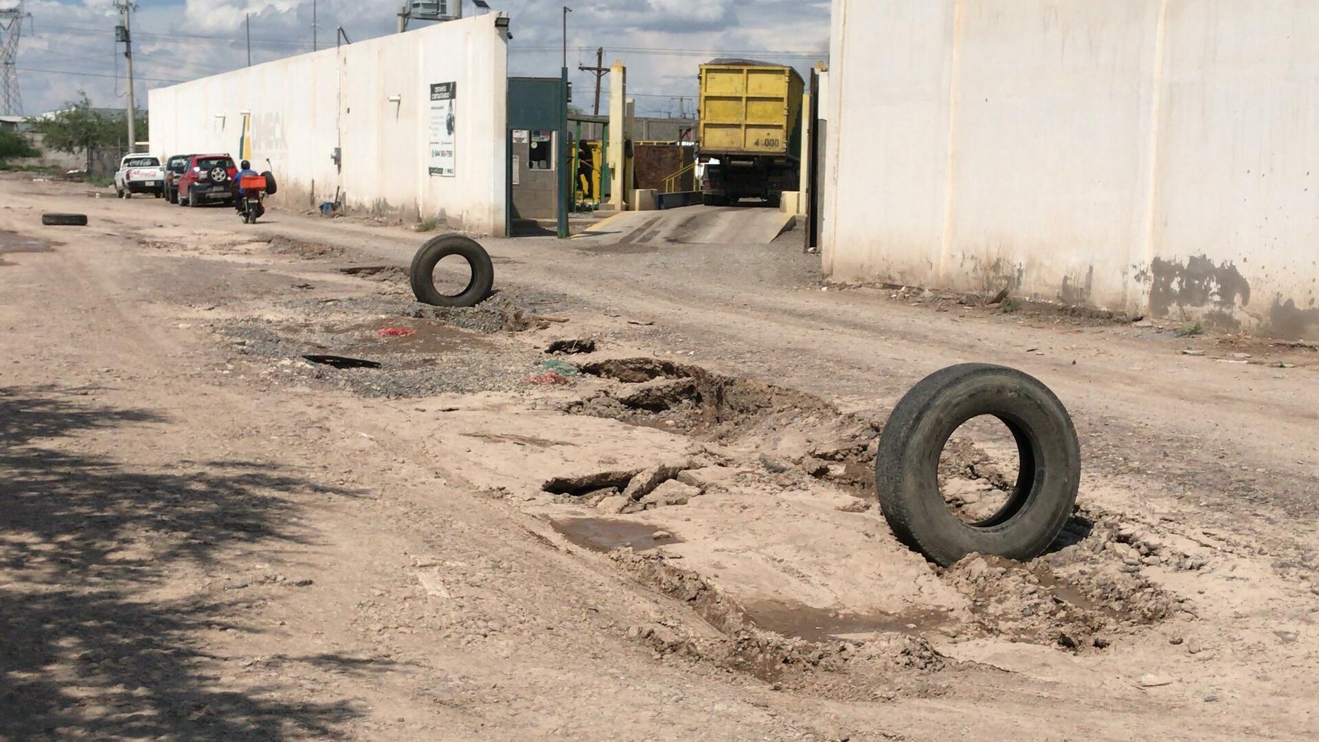 Vecinos denuncian hundimientos tras obras del sistema Agua Saludable en Torreón