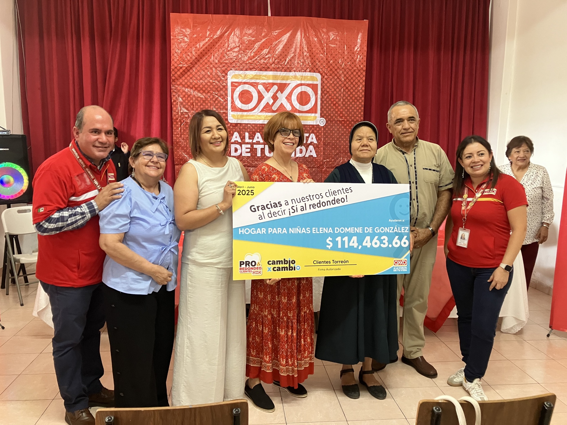 Casa de Niñas recibe donación de tiendas Oxxo para reforzar su programa de Salud