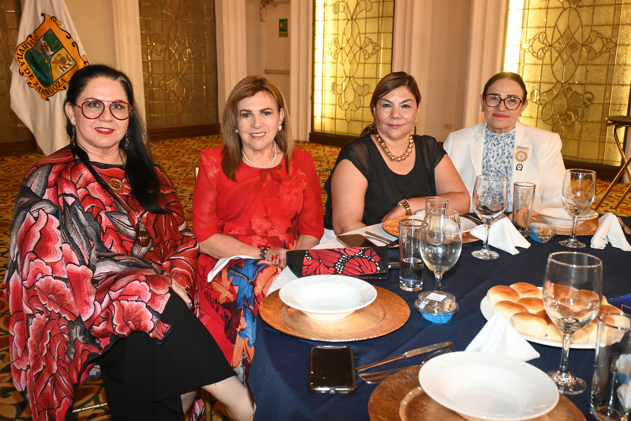 Sara Velázquez, Miri Armendáriz, Nora Sánchez y Mayela Villarreal.