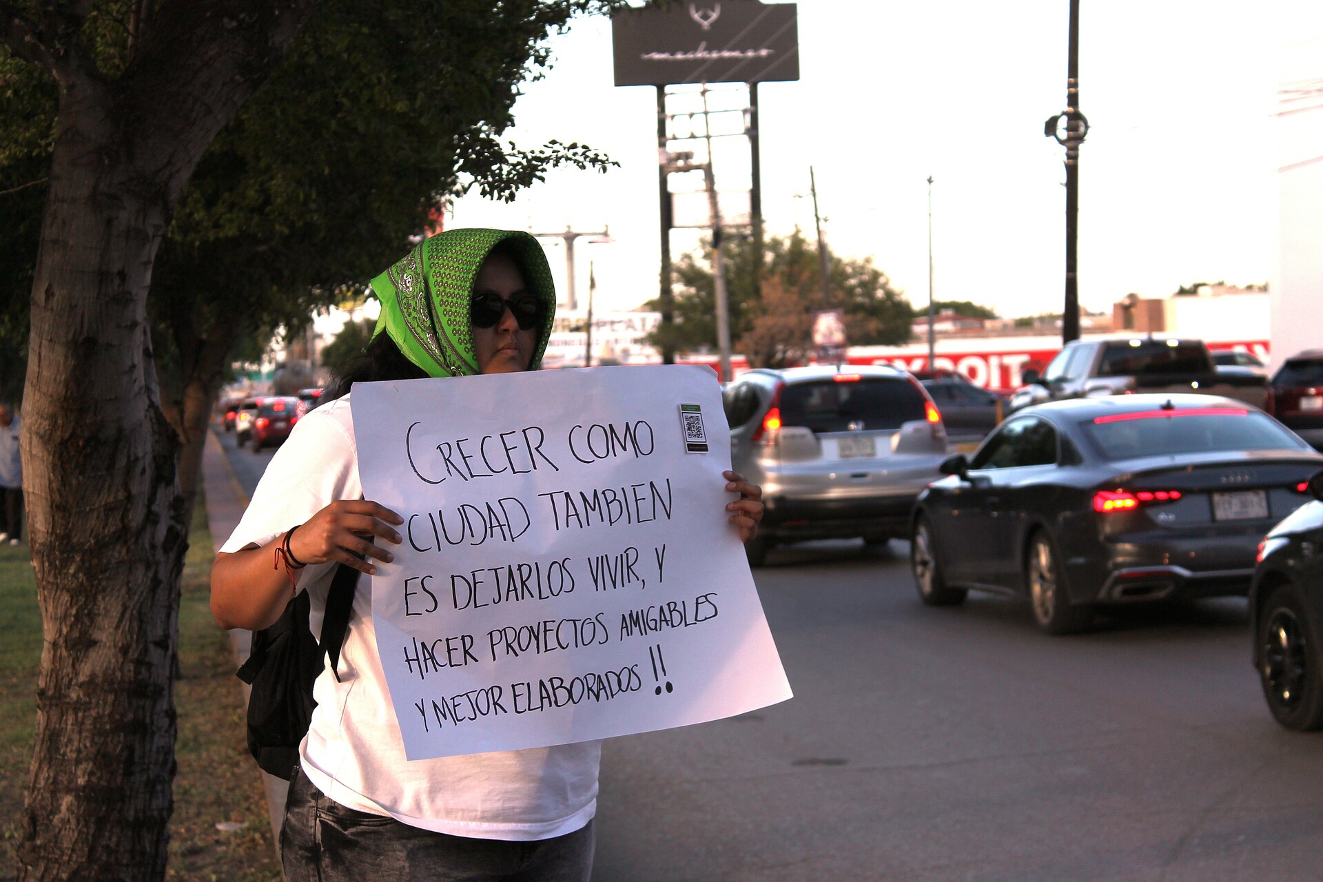 Protestan contra tala de árboles en bulevar Independencia de Torreón, ¿Cuáles son los reclamos?
