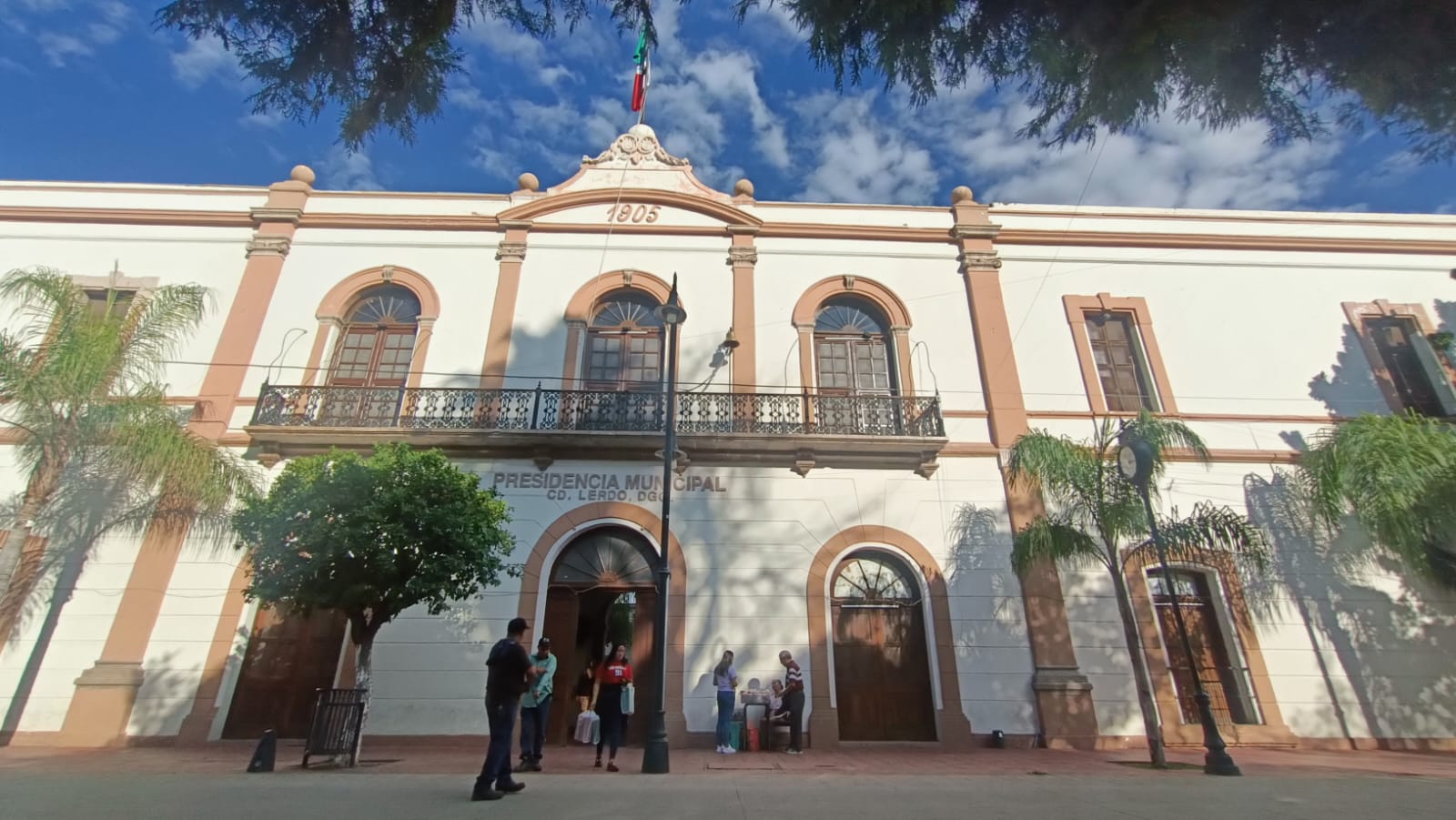 Presidencia de Lerdo trabajará próxima semana con guardias