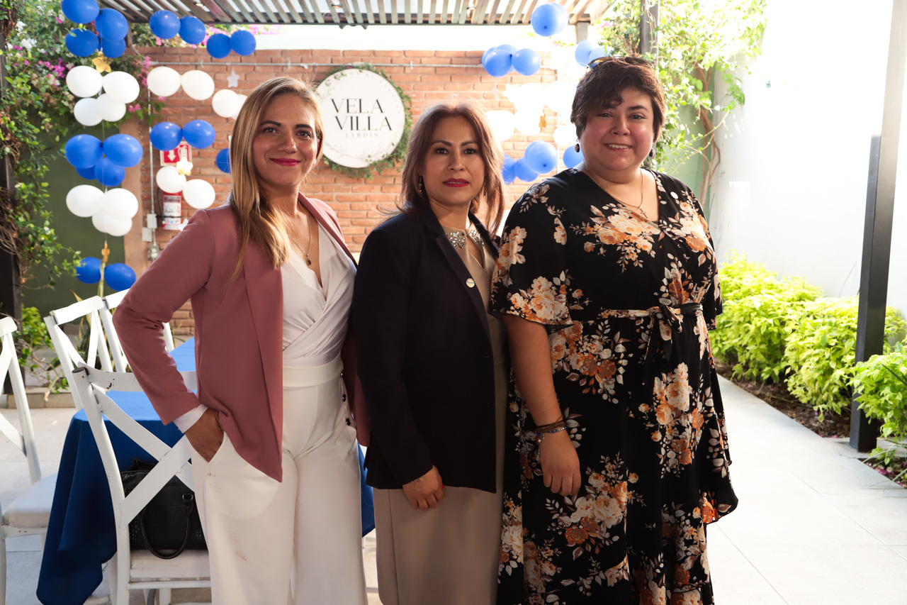 Janeth, Gloria y Marcela.