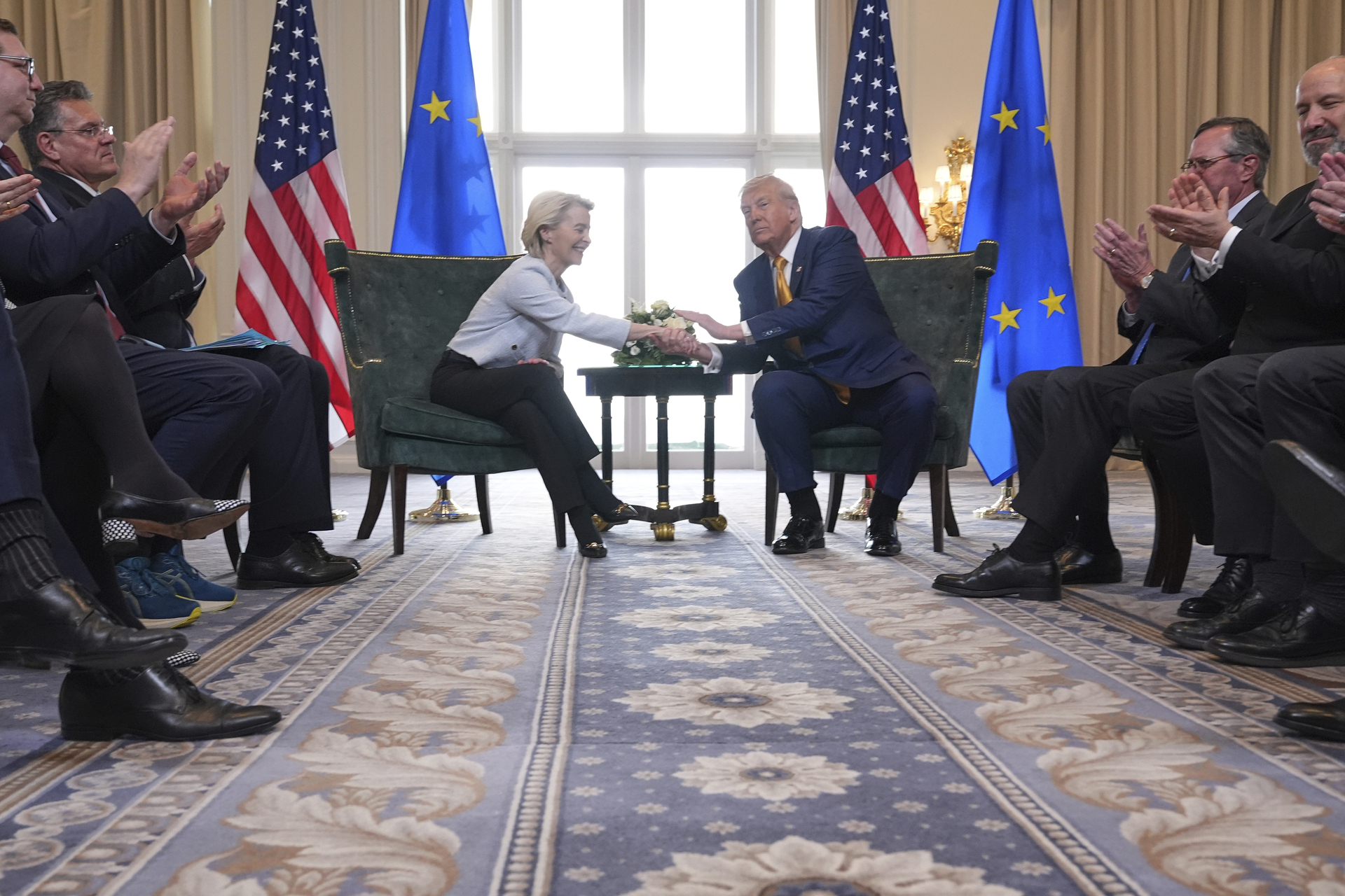 Estados Unidos y la Unión Europea llegan a acuerdo arancelario
