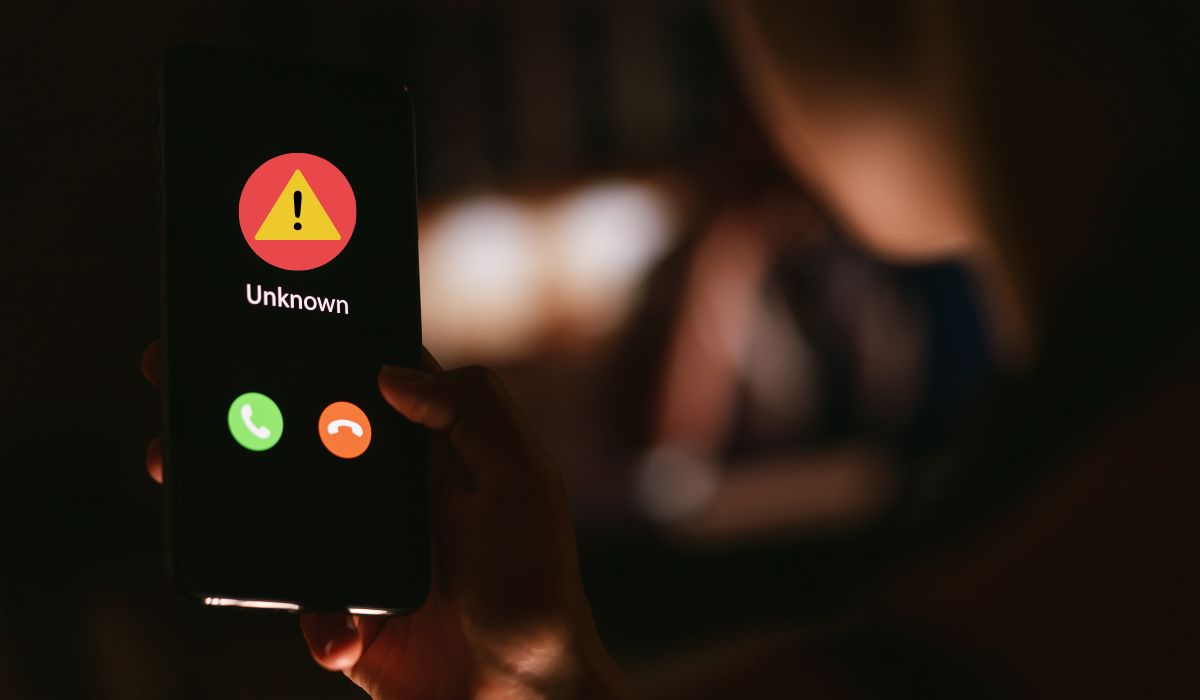 ¿Cómo prevenir las extorsiones por llamadas cruzadas, una modalidad que afecta a los niños?