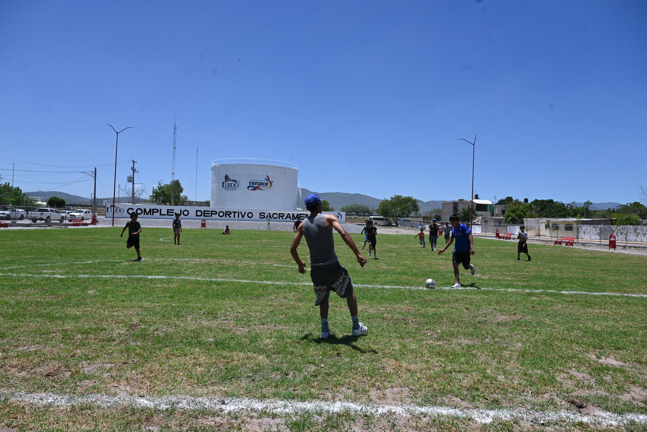 Anuncian horario de apertura del Complejo Deportivo Sacramento en Lerdo