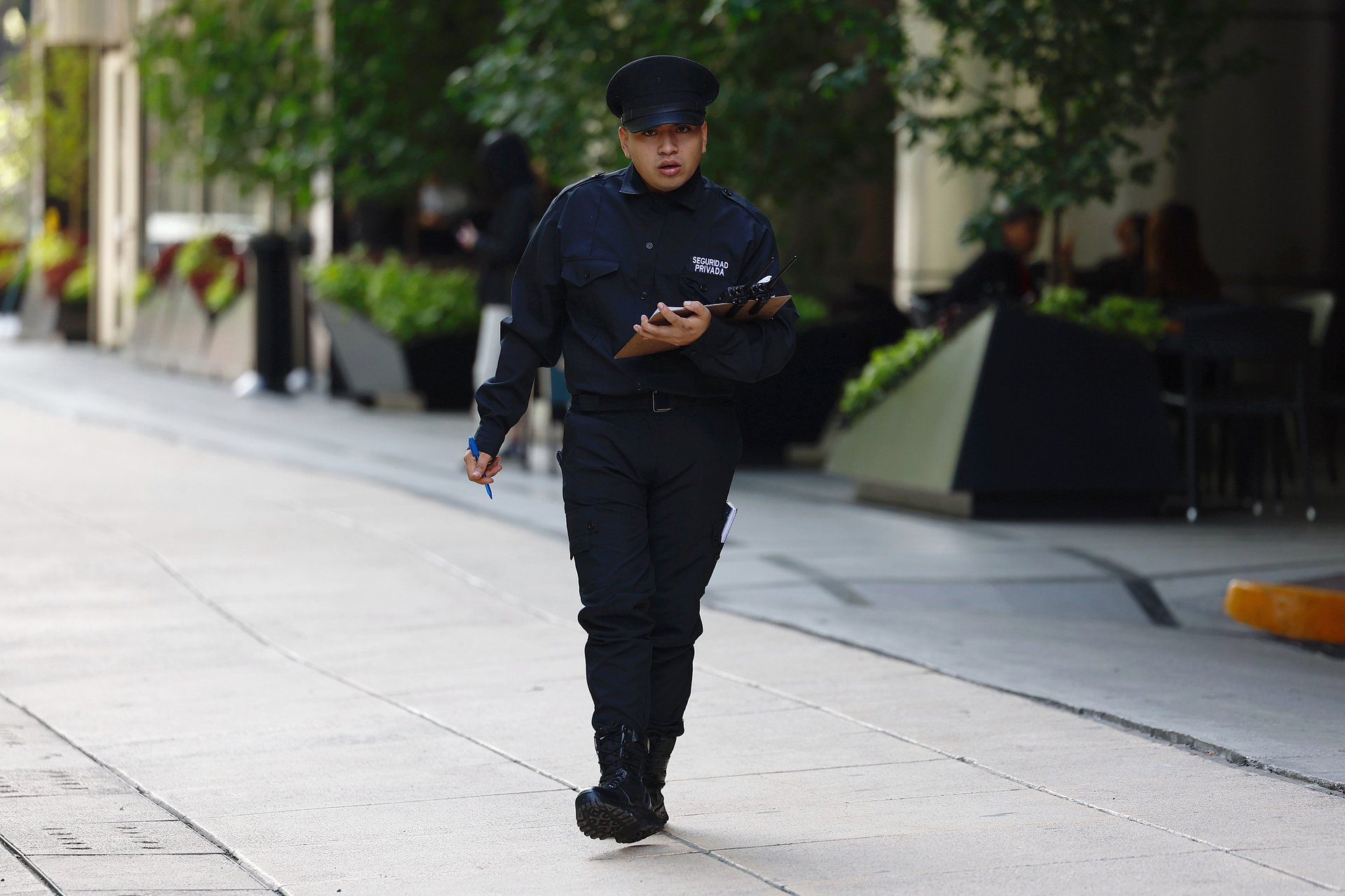 Especulación por aranceles de Estados Unidos frena inversión en seguridad privada