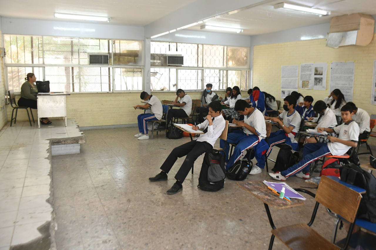 En junio fueron las escuelas secundarias las que encabezaron la lista de quejas en contra. (EL SIGLO DE TORREÓN)