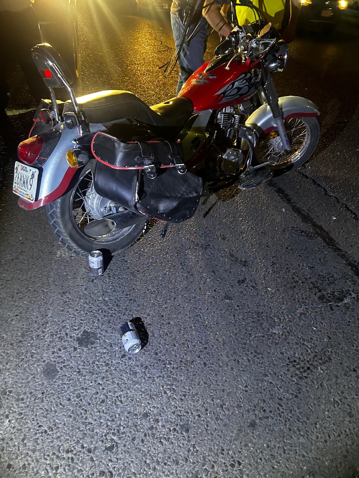 Tráiler impacta a un adulto mayor en motocicleta en Gómez Palacio