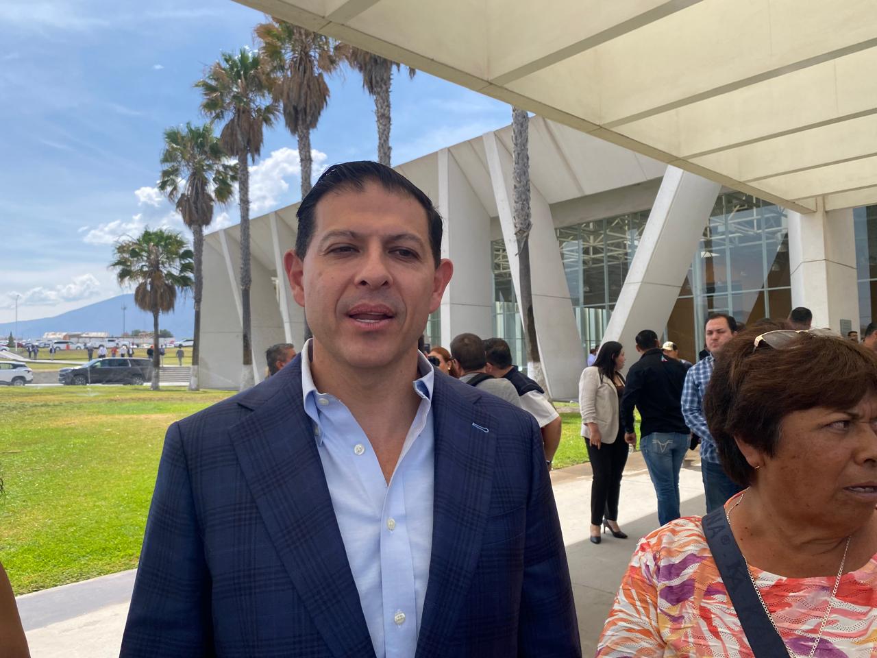 Fortalece la UA de C apoyos económicos para evitar deserción: Rector