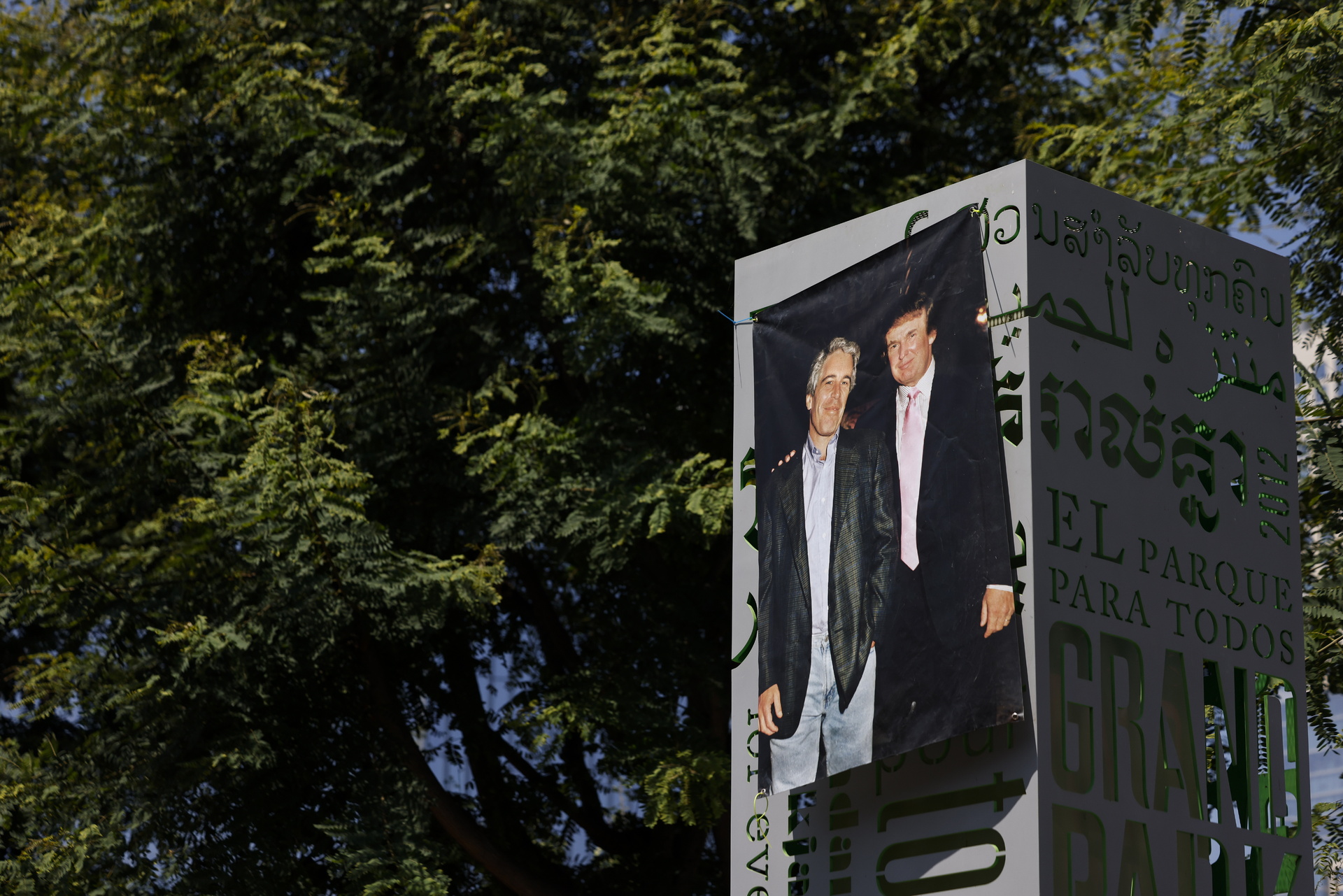 Caso Jeffrey Epstein, sombra para Donald Trump