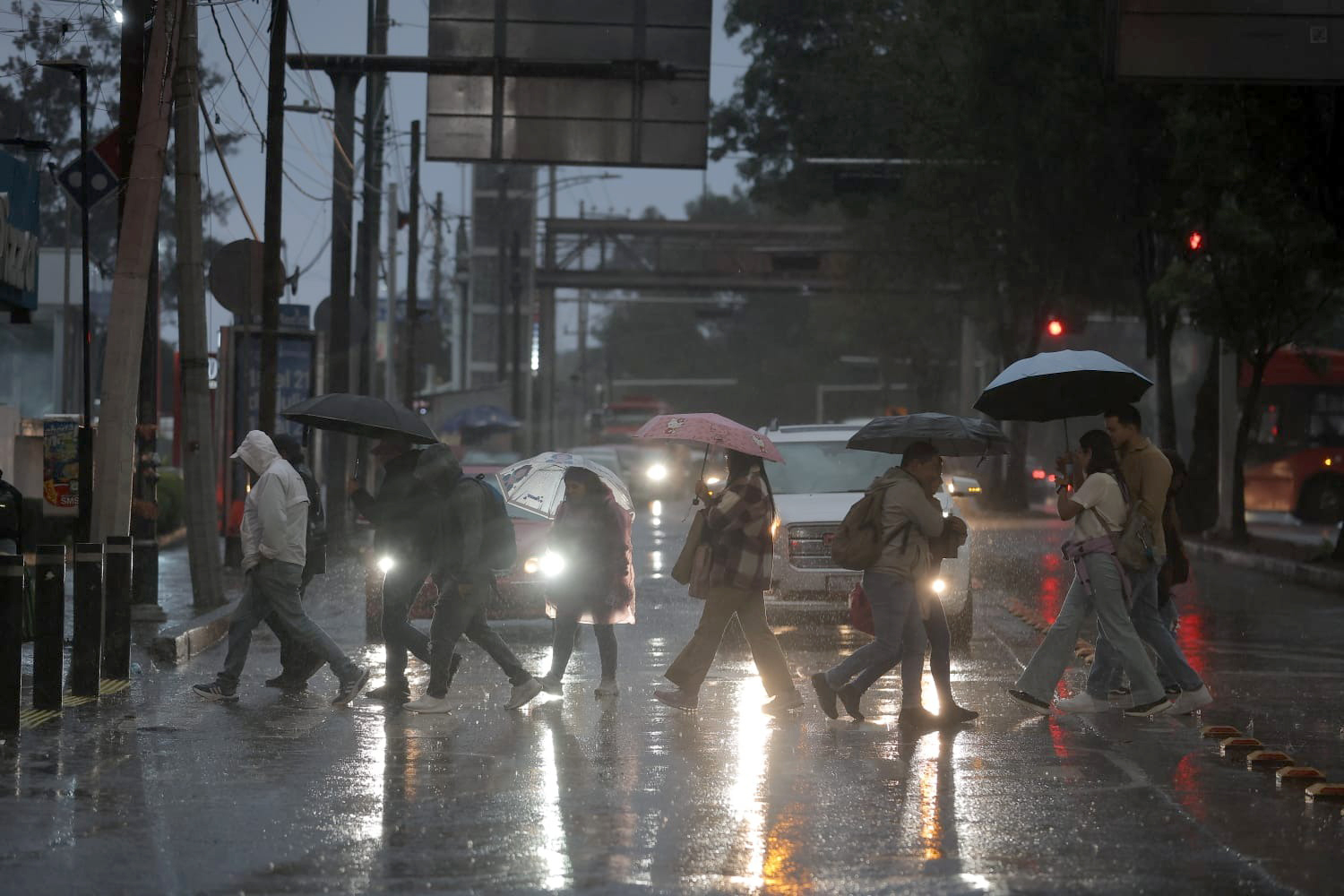 Onda tropical 20 ocasionará lluvias fuertes en estos estados
