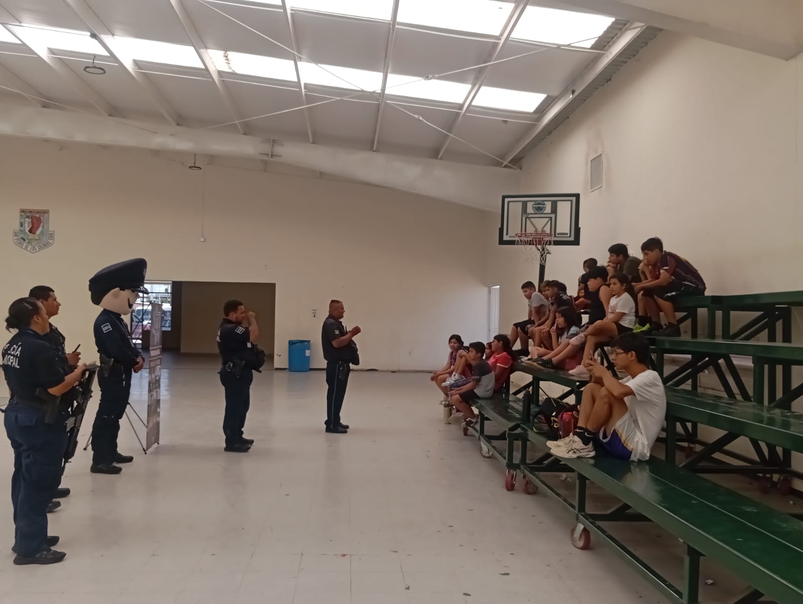 Elementos de la DSPM de San Pedro comparten 'habilidades para la vida'
