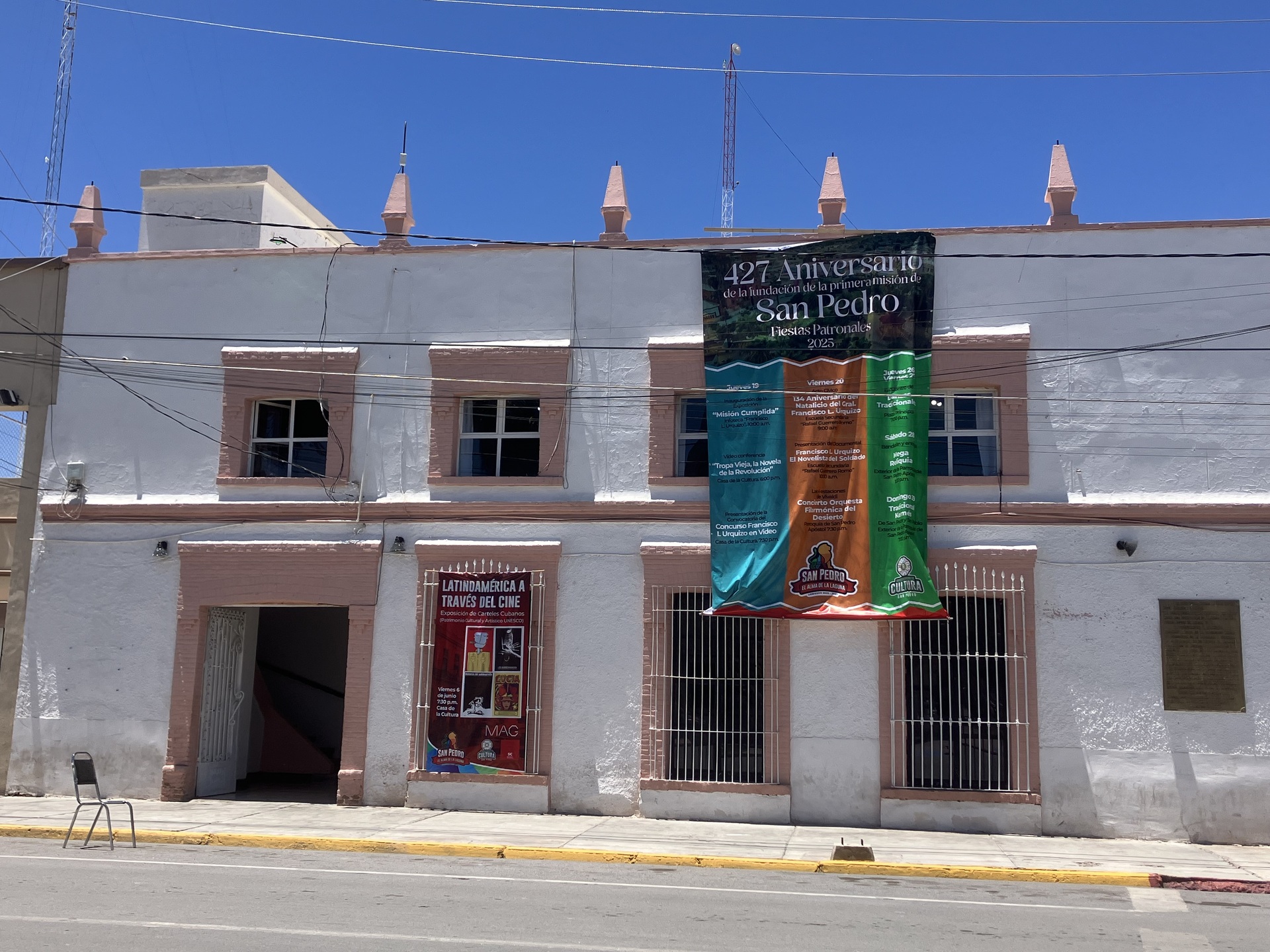 Llaman a acudir a exposición pictórica en la Casa de la Cultura de San Pedro