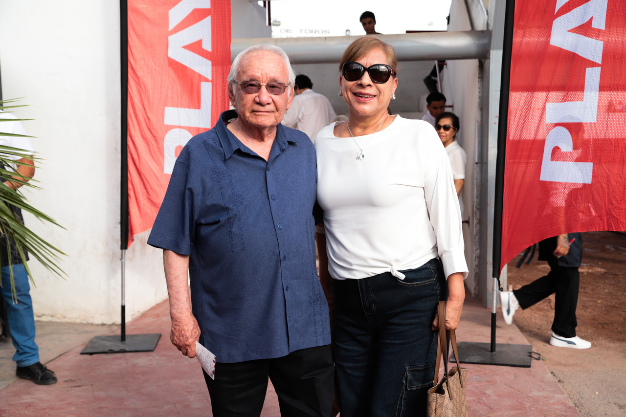 Enrique Olloqui y Leticia.