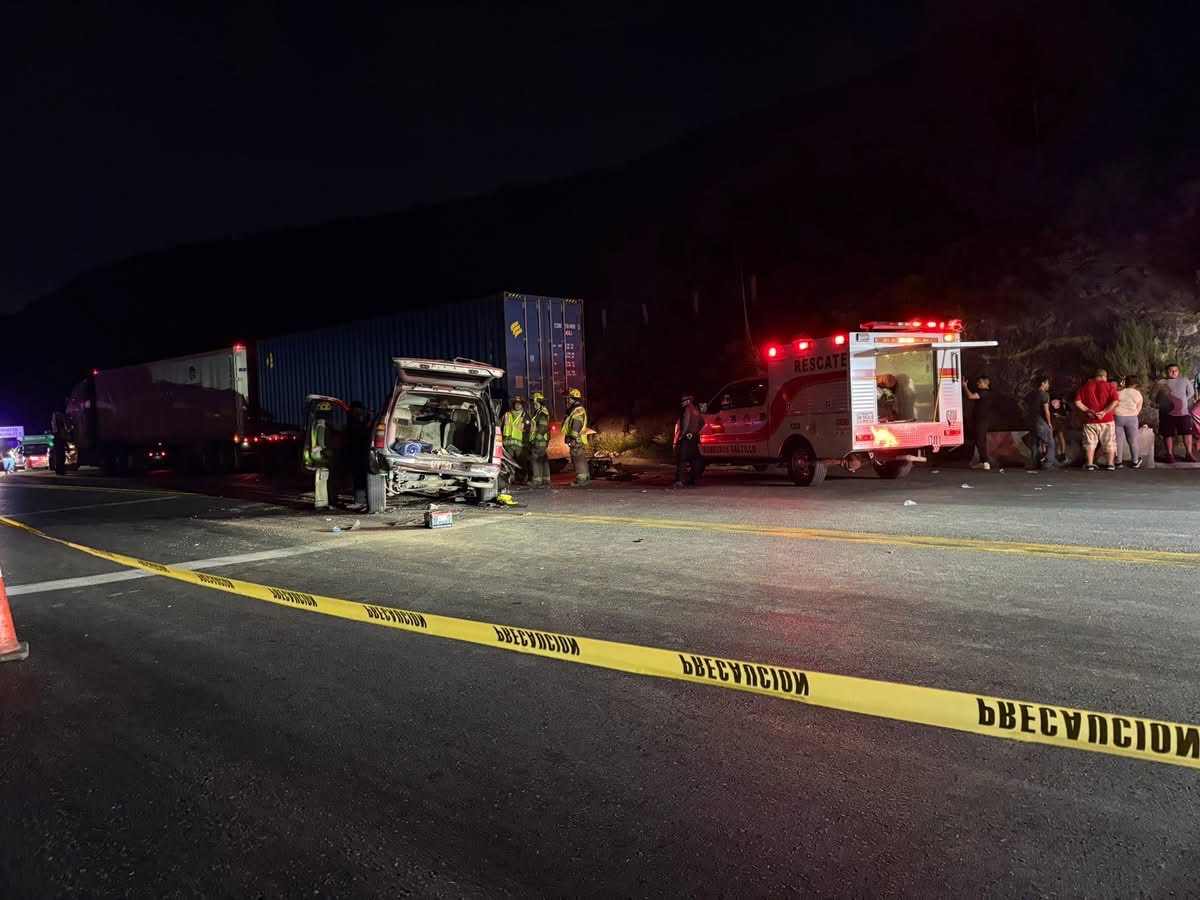 Una mujer sin vida y 4 lesionados dejó fuerte impacto en Saltillo
