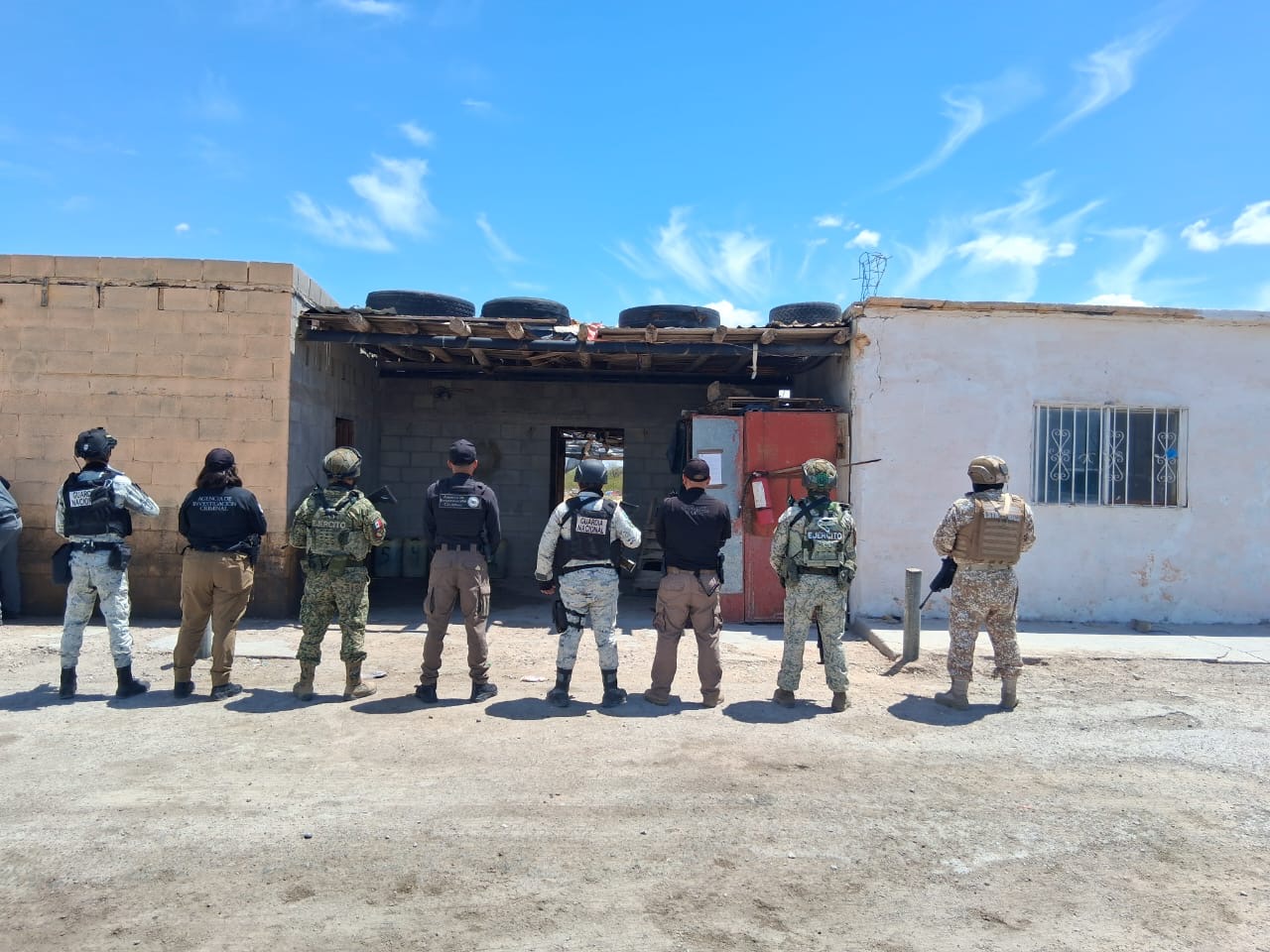 FGR asegura combustible y un inmueble durante cateo en Mapimí