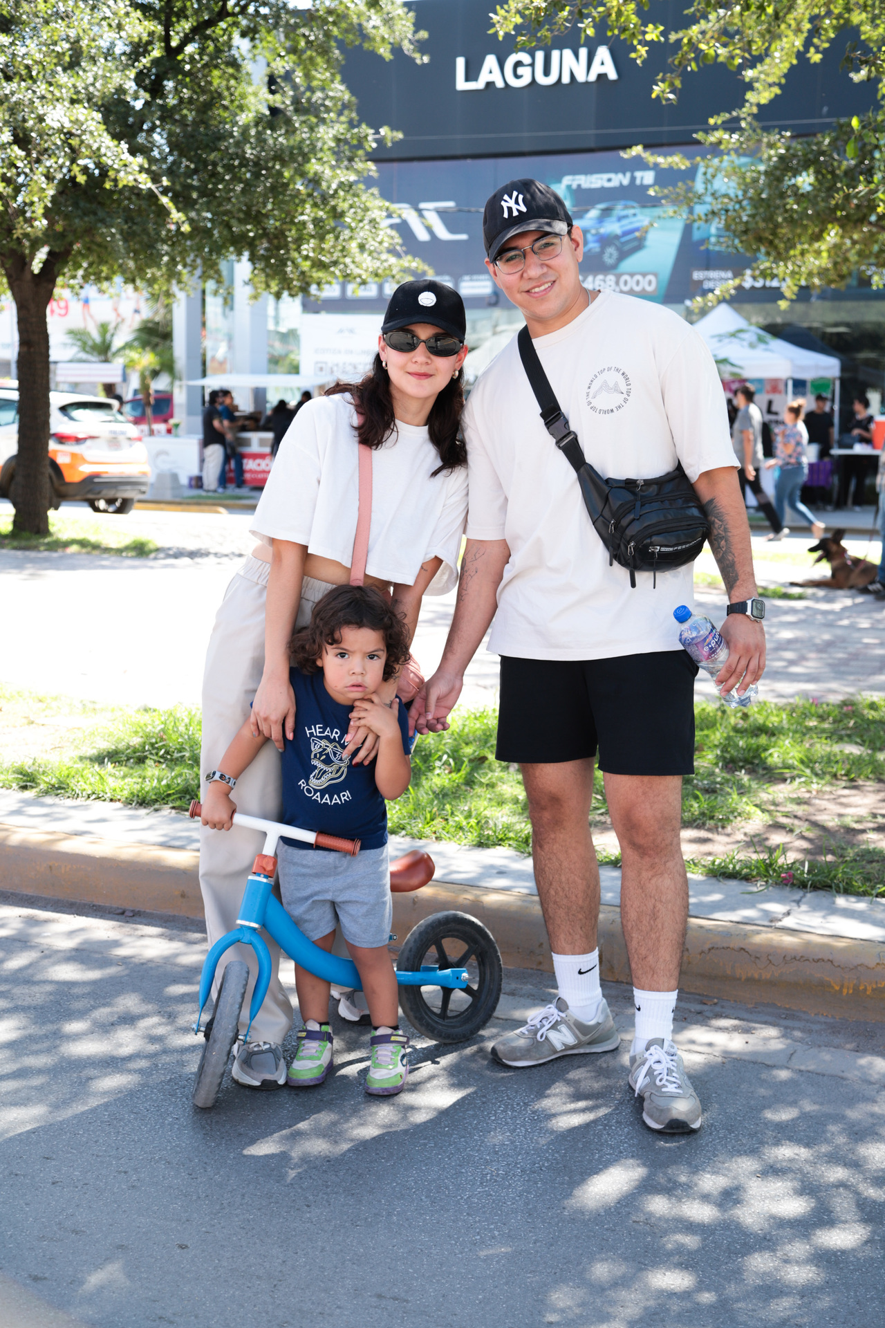 Paulina Espaleta, Jonathan Jasso y Paulo Jasso.