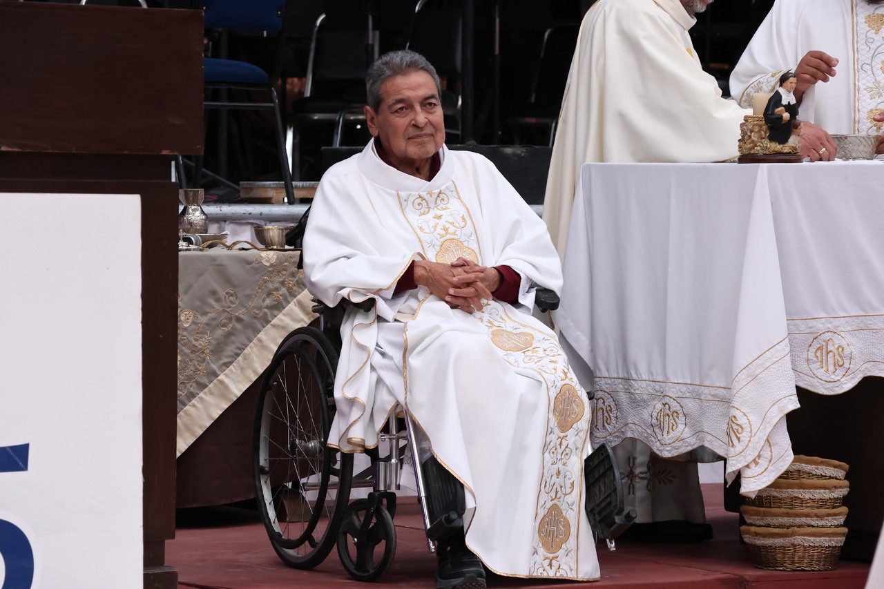 El padre Zatarain ingresó a terapia intensiva el 4 de agosto. (EL SIGLO DE TORREÓN)