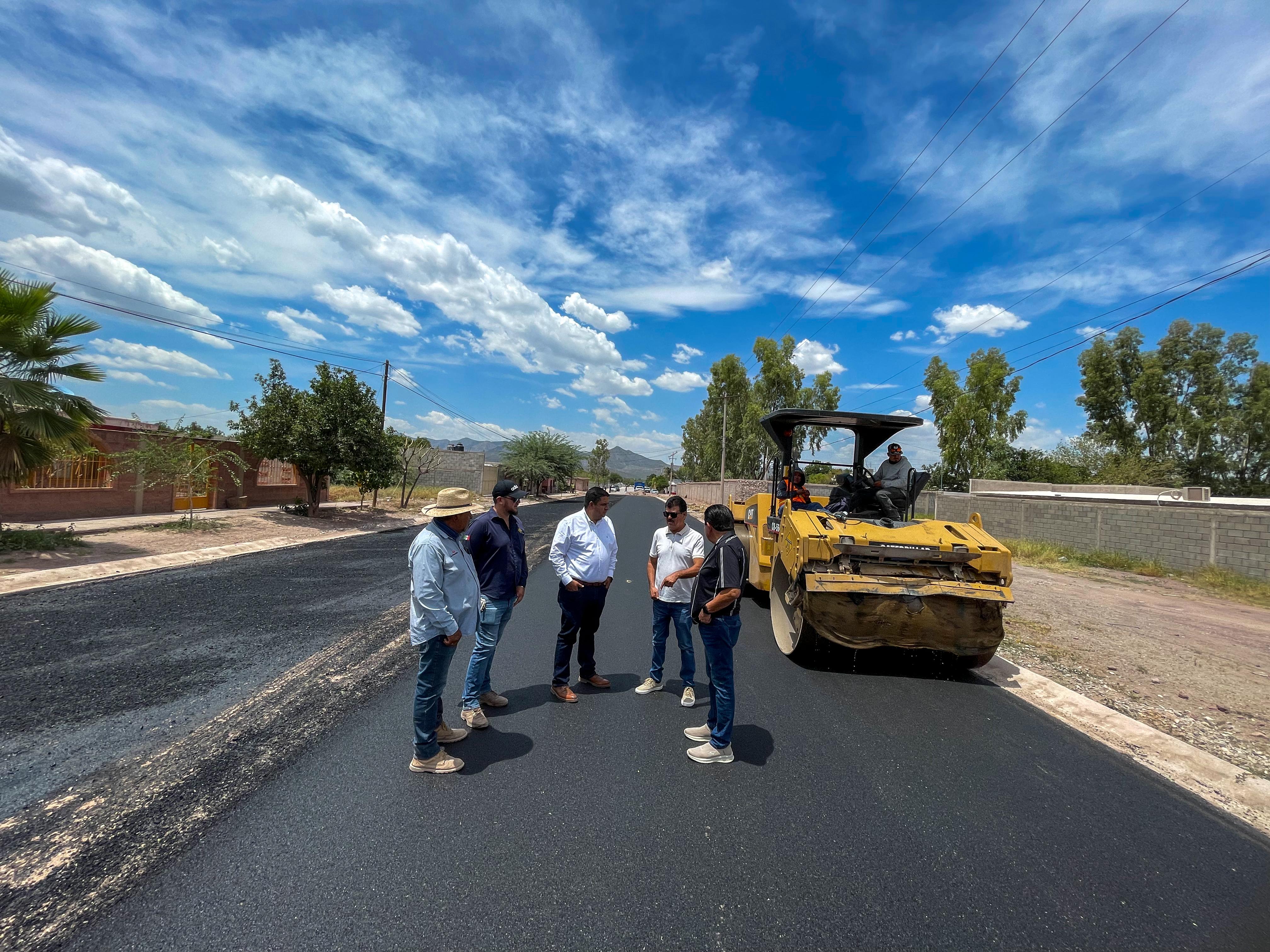 Supervisan obras viales en Lerdo: avanzan trabajos de pavimentación en Ciudad Juárez