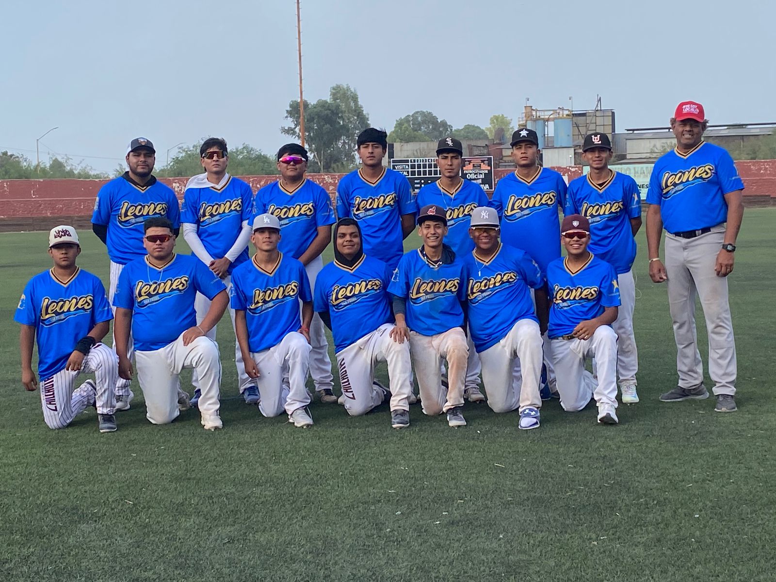 El viernes gran final de la Liga Juvenil Sinergia de beisbol, se enfrentarán equipos de San Pedro y Torreón