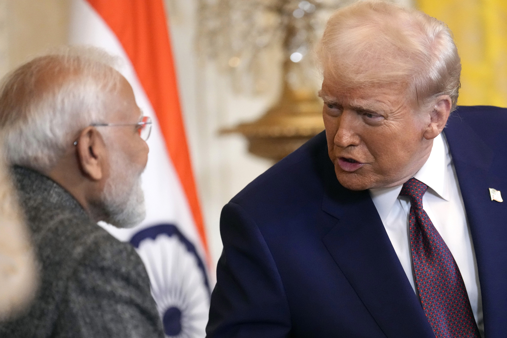 Trump impone 25% adicional en impuestos a India, elevando los aranceles combinados al 50%