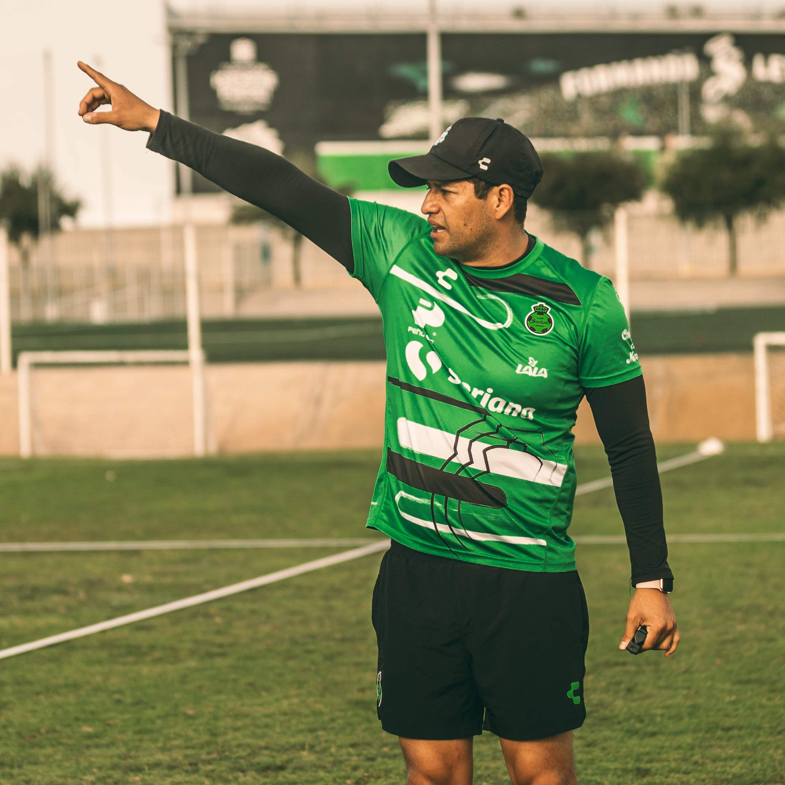 Santistas Nabweteme y Lazcano, en el XI Ideal de la Liga MX Femenil