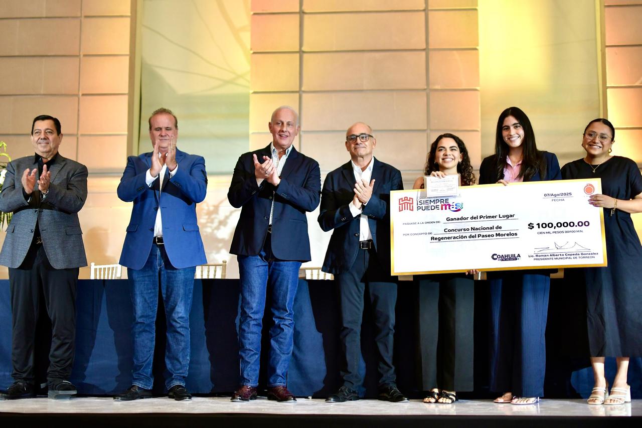 Premian a ganadores del Concurso Nacional Regeneración del Paseo Morelos
