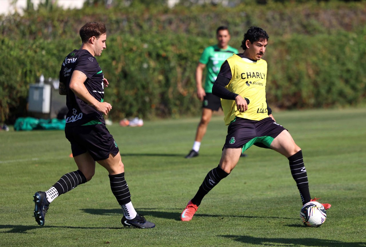 Los de la Comarca ya entrenaron por la mañana en la gran urbe californiana y de inmediato volaron a Torreón para el duelo ante los tapatíos.