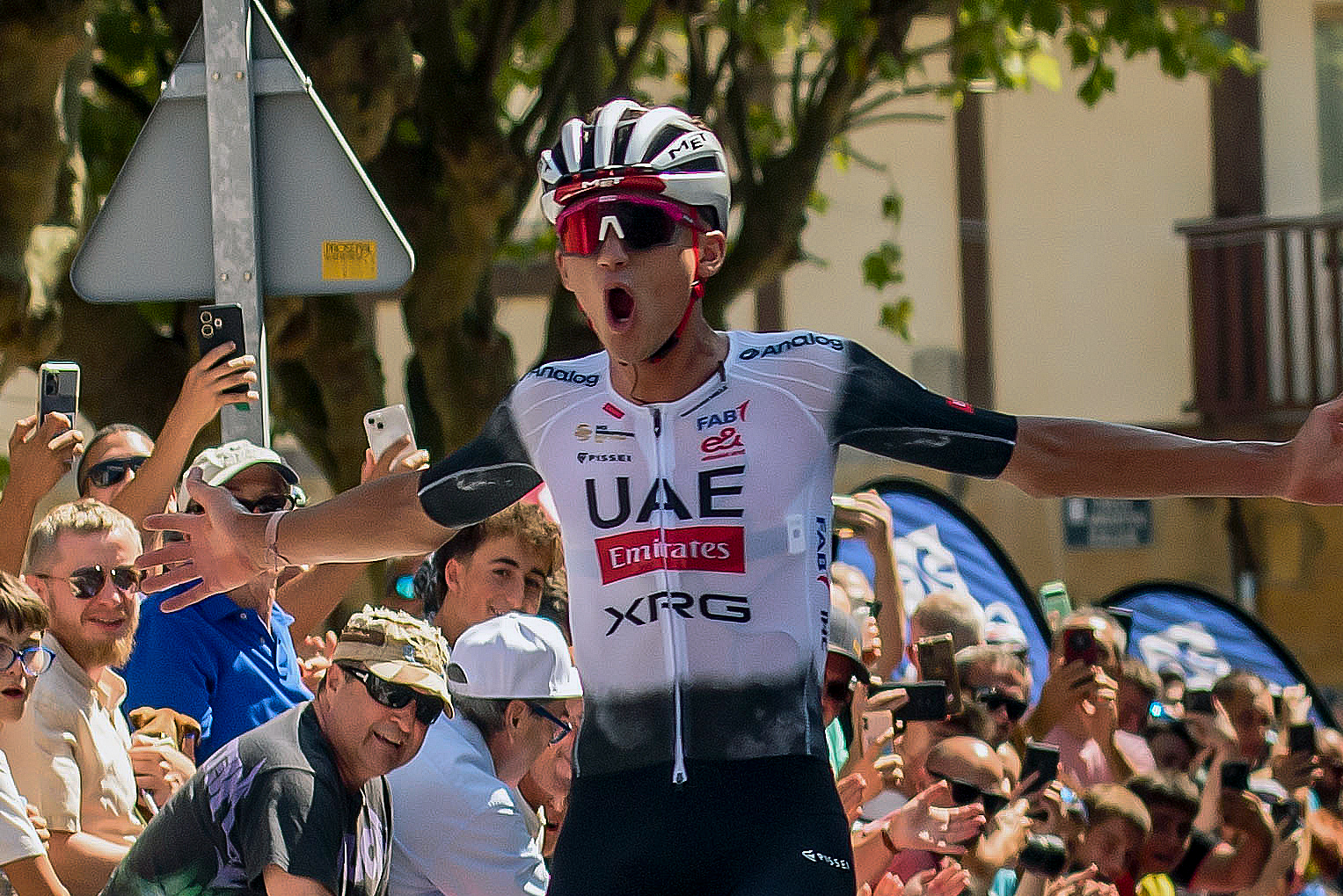 El mexicano Isaac del Toro gana la Vuelta a Burgos