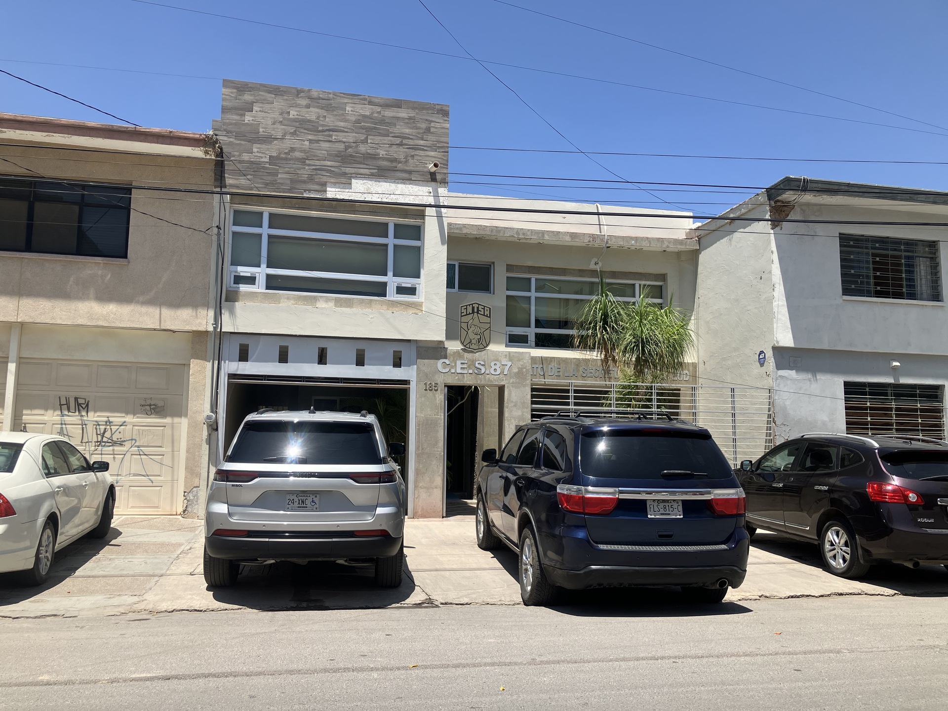 Personal de distintas unidades en Secretaría de Salud Coahuila denuncia retraso en pago de ahorro