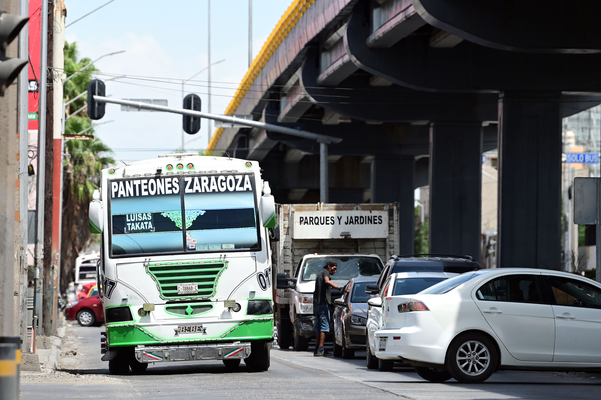 Torreón presenta déficit del 58 % en rutas de transporte público