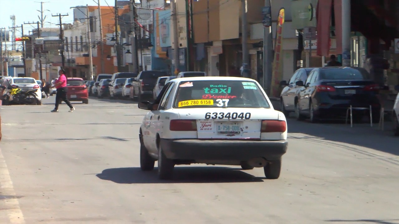 Taxis suspenden servicio nocturno en Monclova