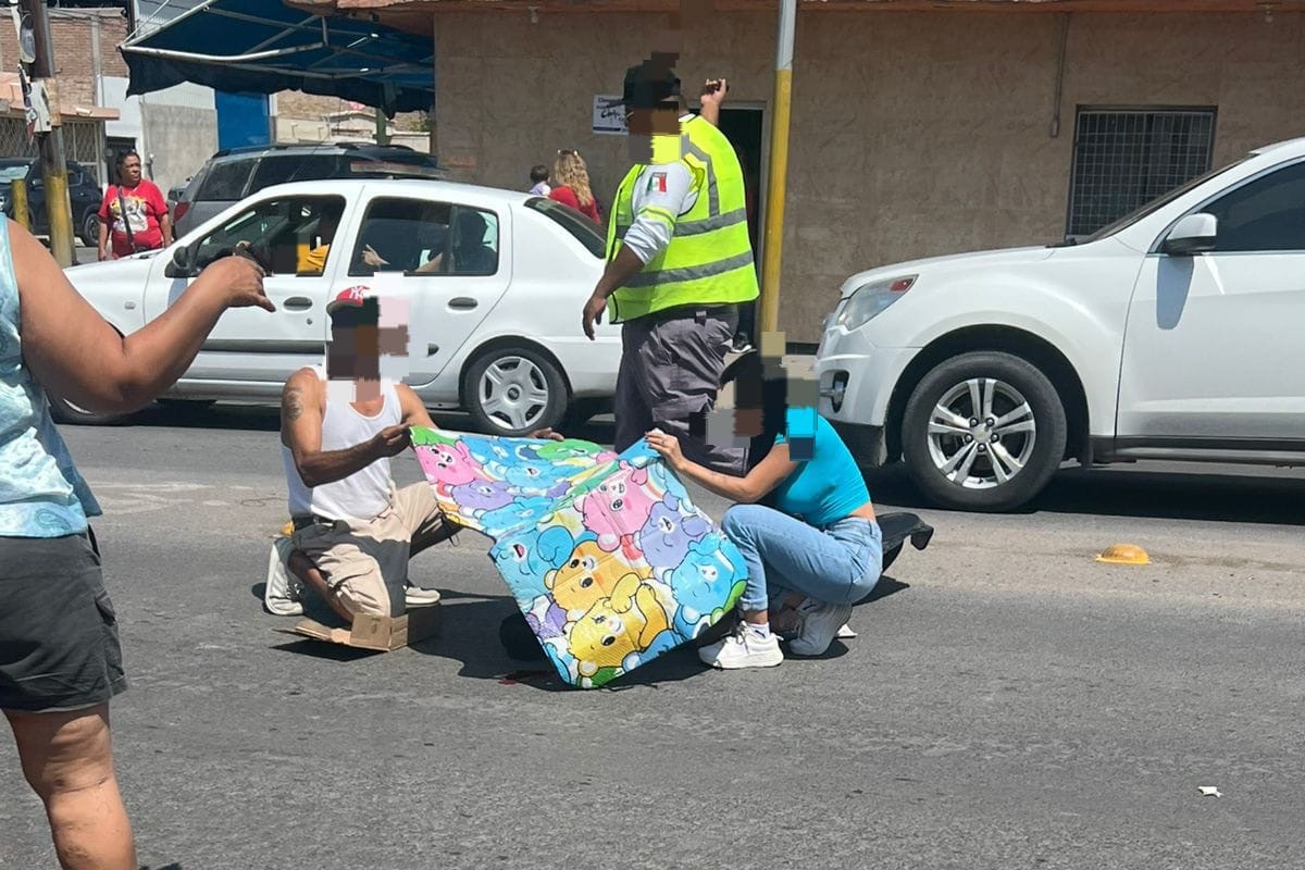 Adulta mayor grave tras ser arrollada por auto en Gómez Palacio