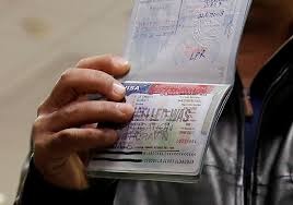 Menores y mayores deberán hacer entrevista para su visa/ Especial