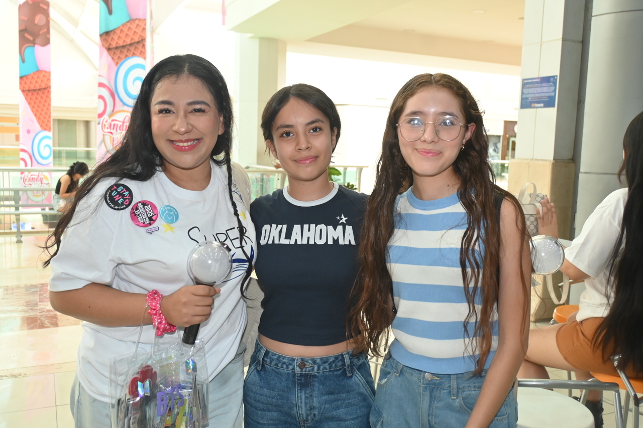 Gaby, Denisse y Lenna.