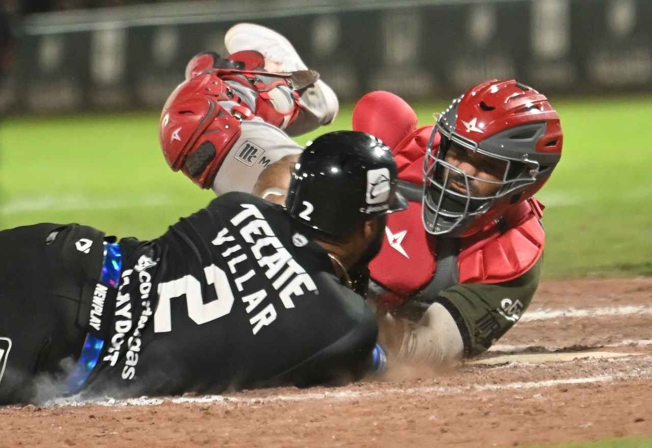 De poder a poder, ha sido hasta el momento la serie de playoffs de la Zona Norte entre Tijuana y el Unión Laguna, reflejo fiel fue la jugada en la que Tomás Telis puso out en home a Jonathan Villar, que significa la carrera de la voltereta para los Guindas, en otros emocionante encuentro en el Estadio de la Revolución.