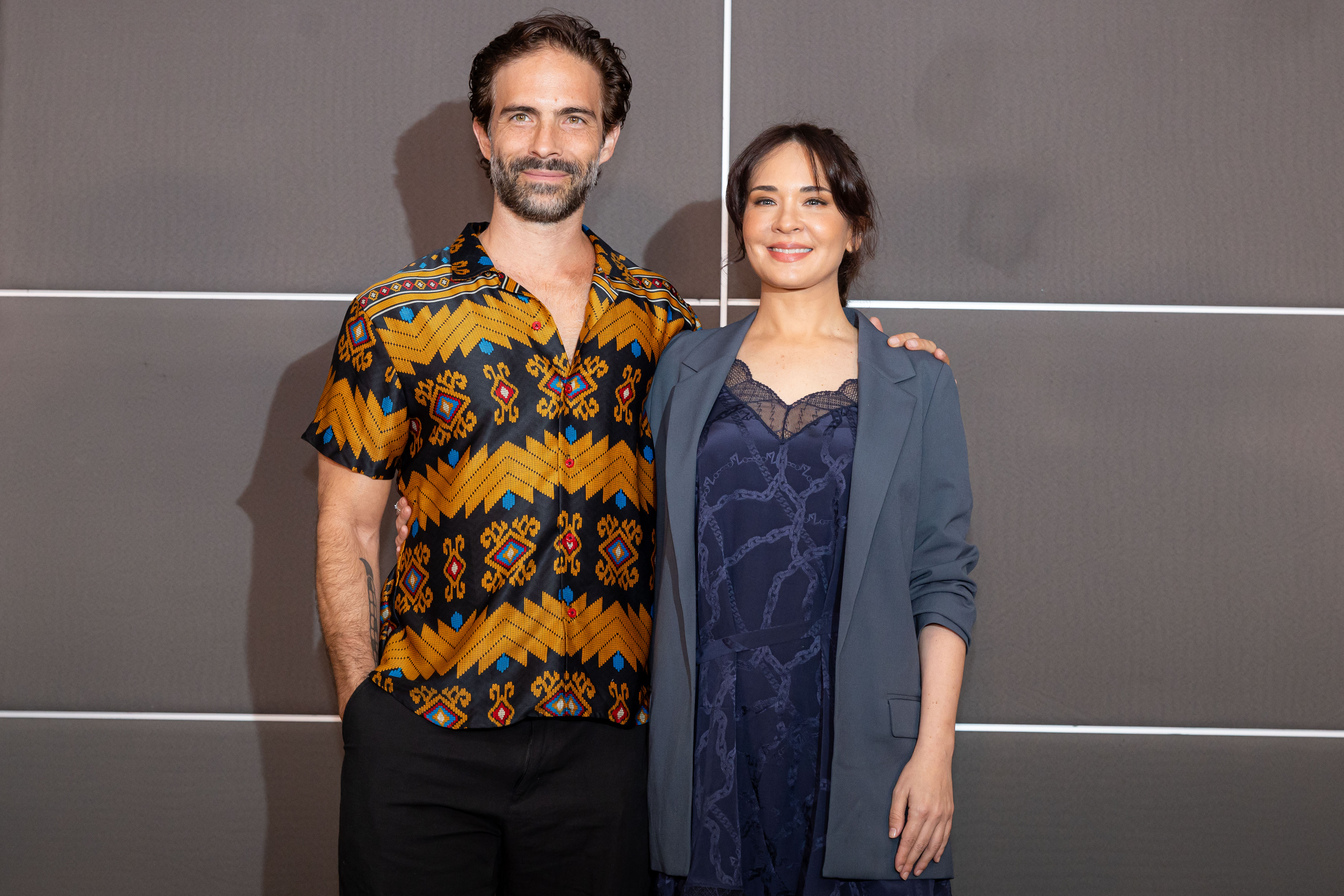 Conoce a los protagonistas de la nueva telenovela Hermanas, un amor compartido