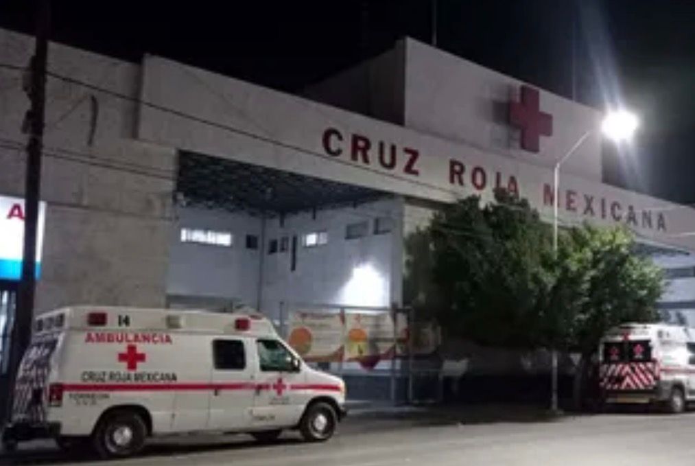 Agentes municipales trasladan al hospital a pequeño intoxicado
