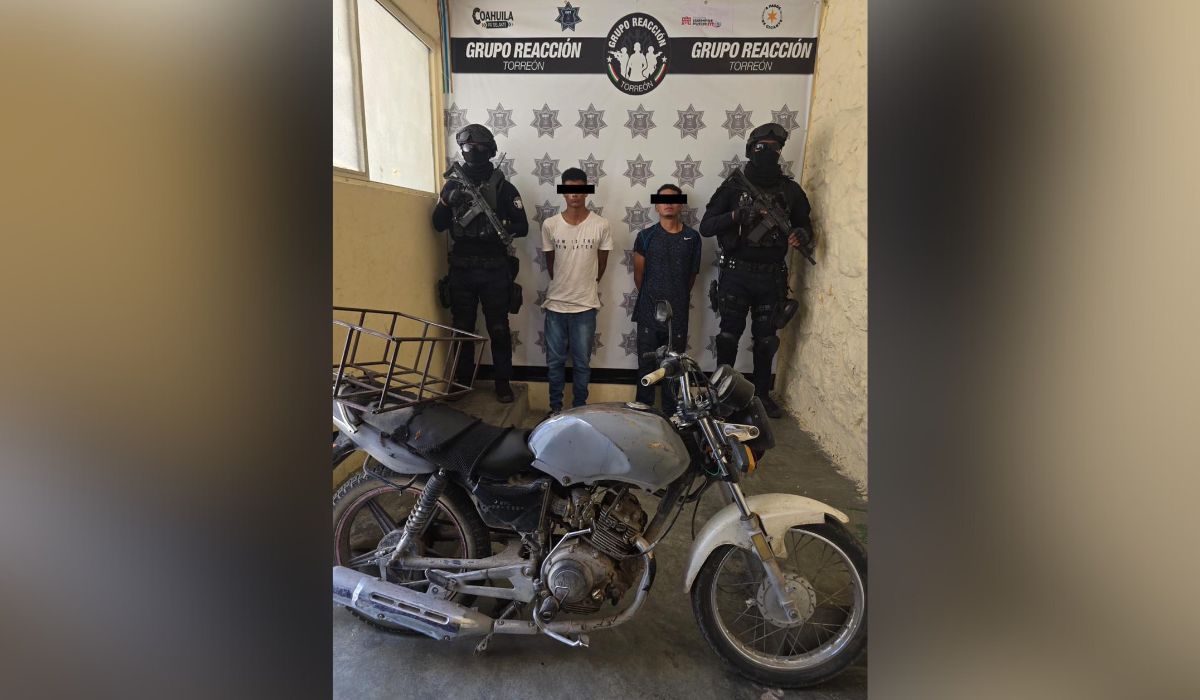 GRT detiene a dos hombres que viajaban en motocicleta con reporte de robo vigente