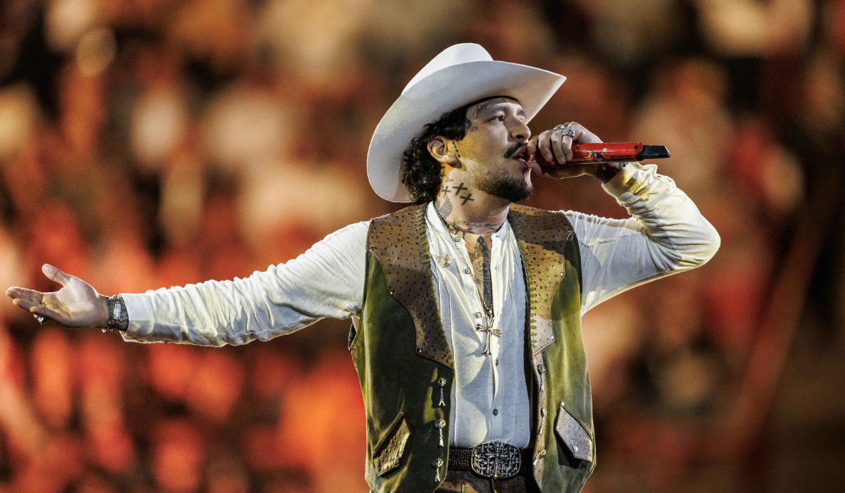 Christian Nodal evita millonaria demanda en Colombia
