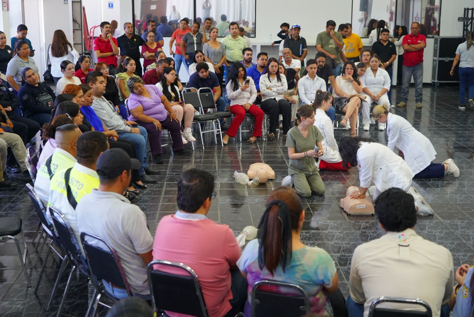 Capacita Ayuntamiento de Gómez Palacio a personal municipal en primeros auxilios
